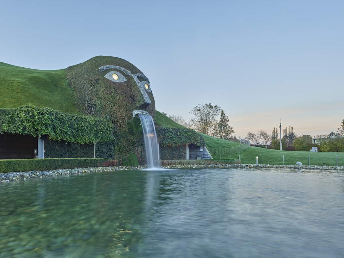 Swarovski Welten Wattens © swarovski - de Giant ingang van de Swarovski welten