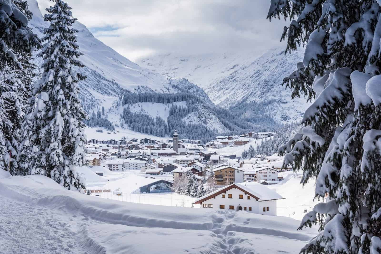 Lech Wintersportdorp in Oostenrijk