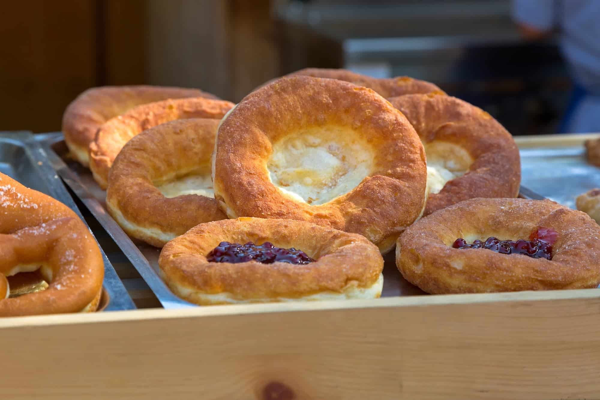 De Kiachl - of te wel bauernkrapfen in Innsbruck, Lekker vers op de markt
