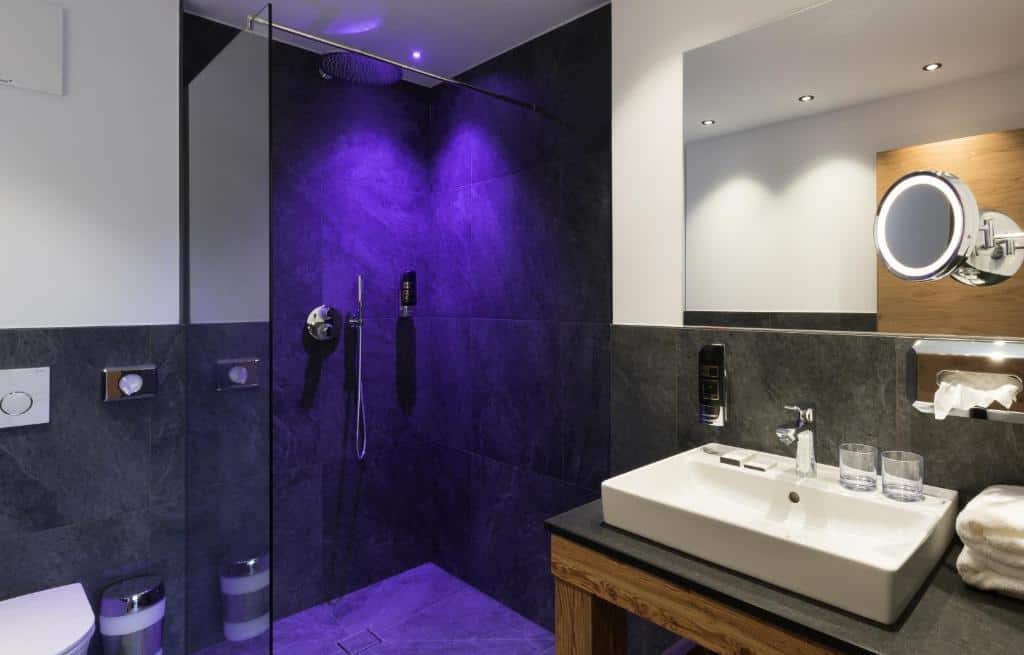 Die Alpbacherin Boutique Hotel in Alpbach Die Alpbacherin in Alpbach badkamer