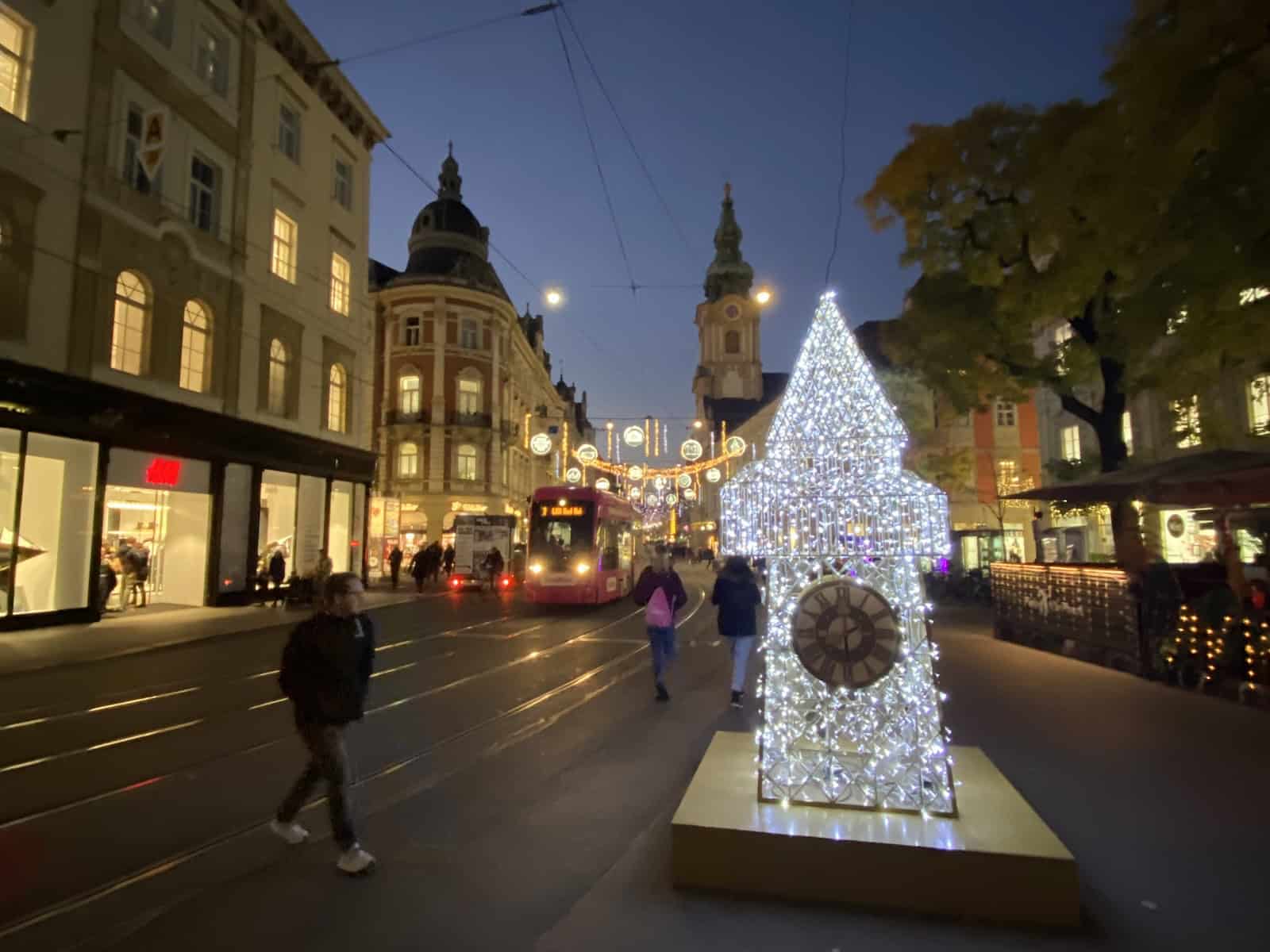 Vanaf Dusseldorf vliegen naar Graz Vanaf Dusseldorf vliegen naar Graz