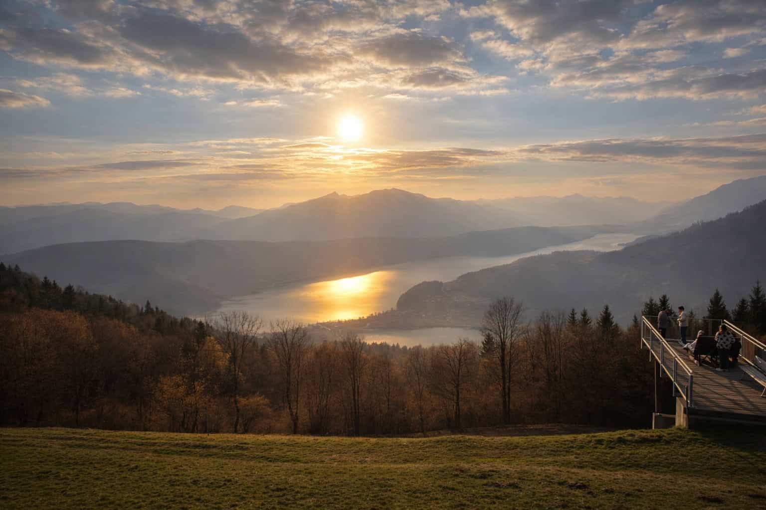 Sternenbalkon in Karinthië: uitzicht boven de Millstätter See