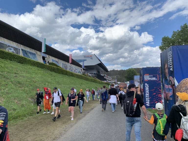 Hittegolf tijdens de F1 in Oostenrijk hoe kun je je het beste voorbereiden.