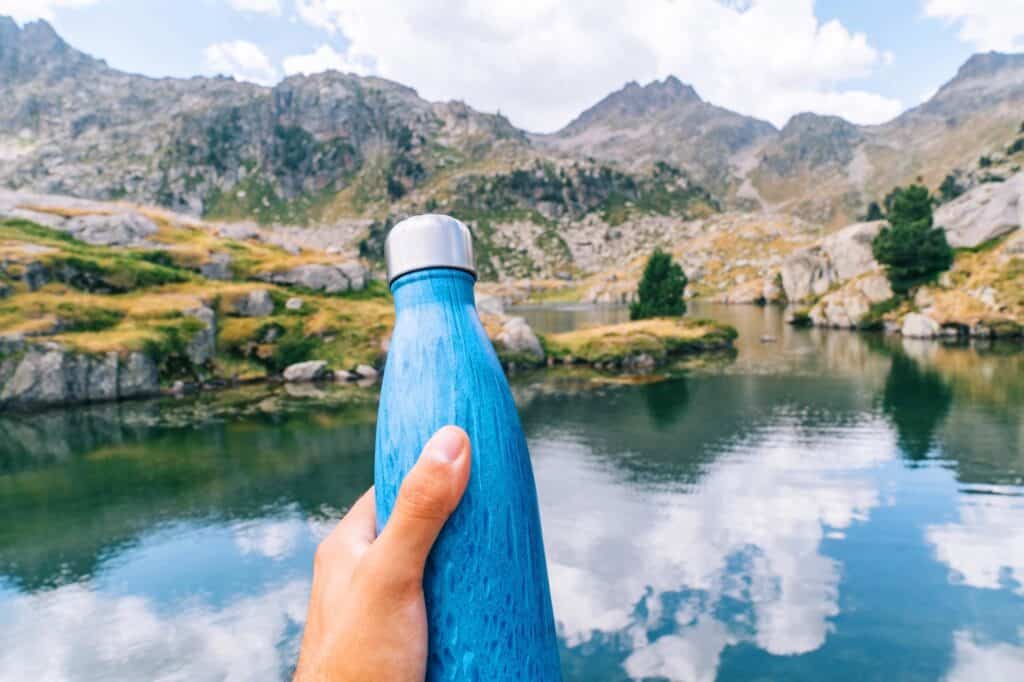 Neem genoeg water mee tijdens een wandeling in Oostenrijk bij een hittegolf